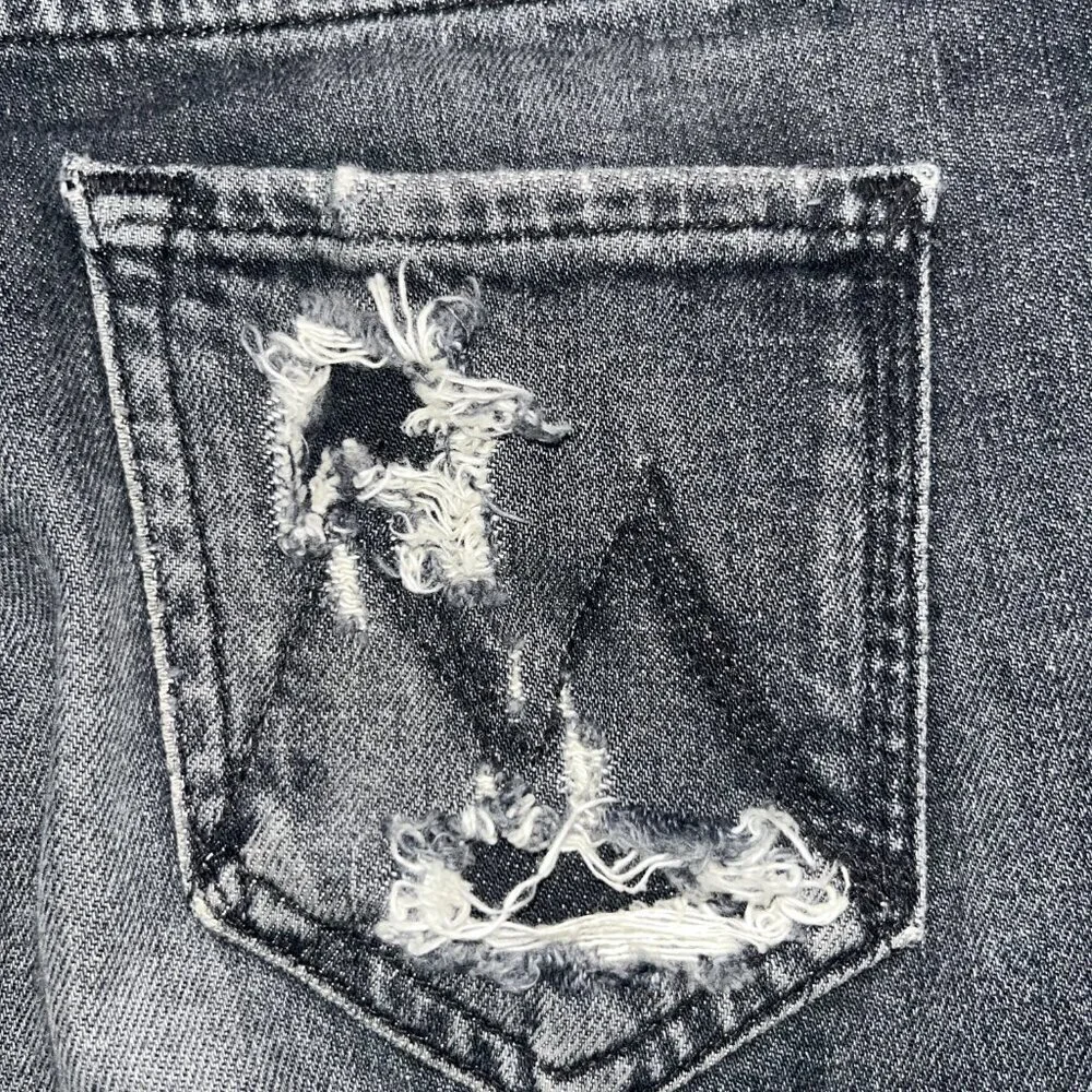 MOTHER SUPERIOR THE TOM CAT CHEW BLACK JEANS in OF CATS and KINGS WASH W24 L24